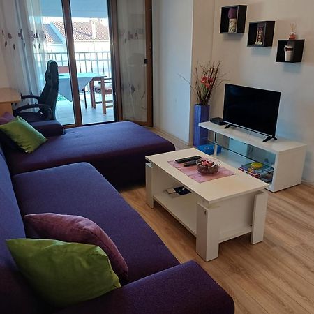 פולה Apartments Lana מראה חיצוני תמונה