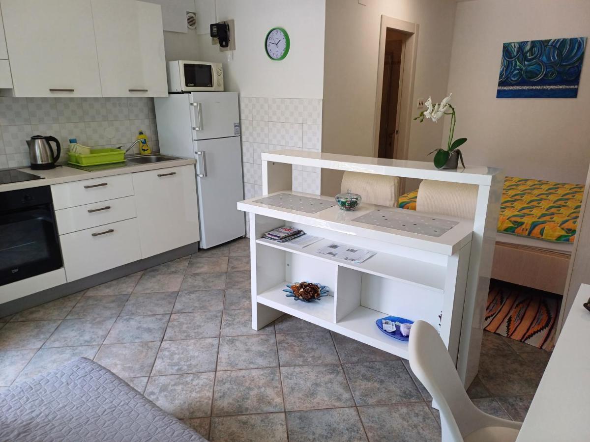 פולה Apartments Lana מראה חיצוני תמונה