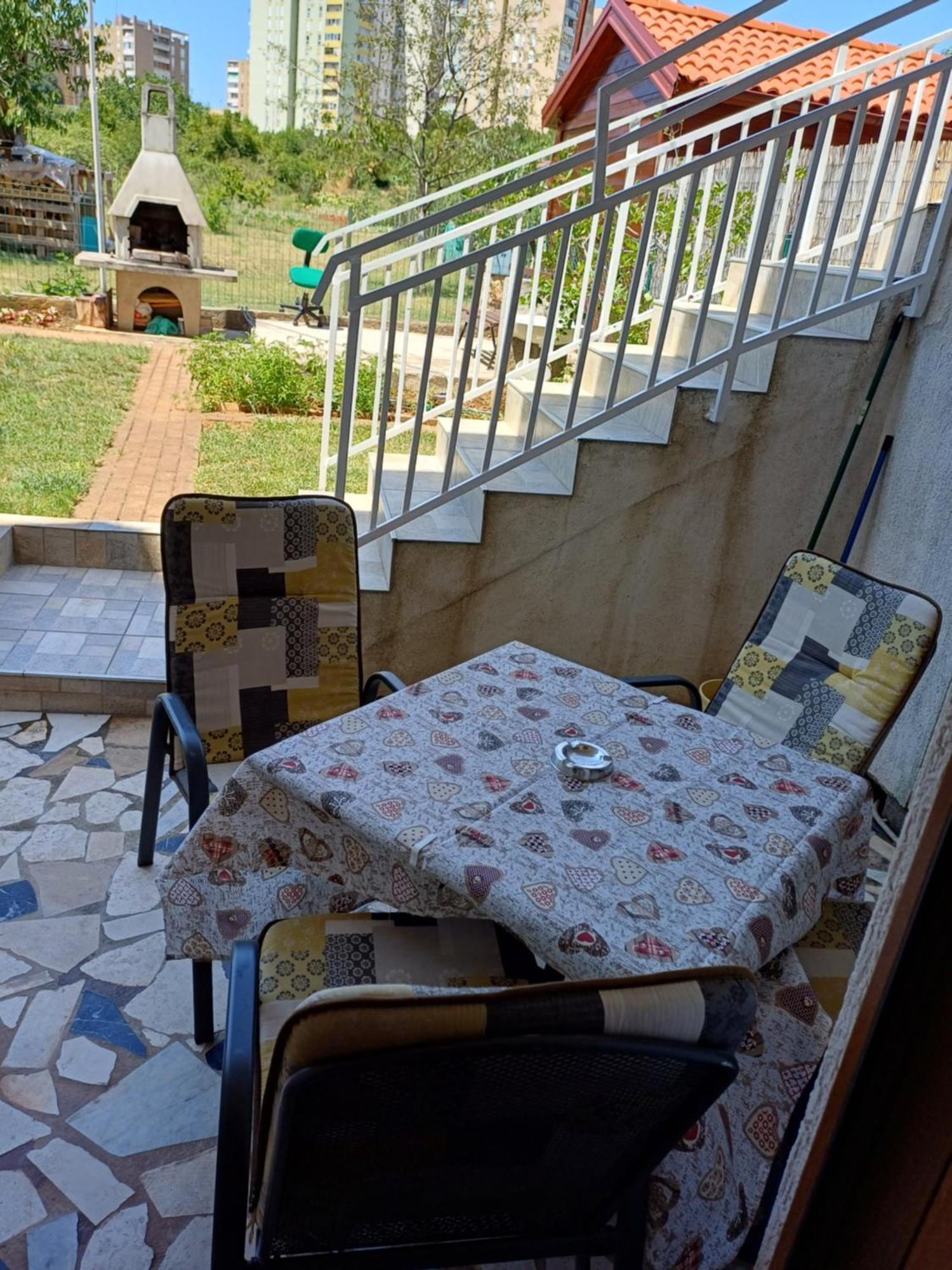 פולה Apartments Lana מראה חיצוני תמונה