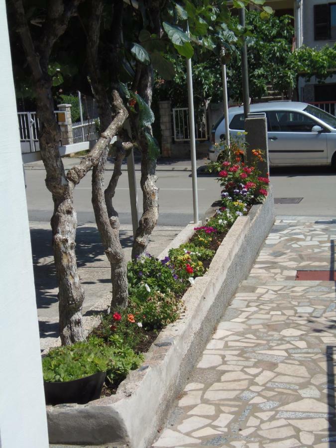 פולה Apartments Lana מראה חיצוני תמונה